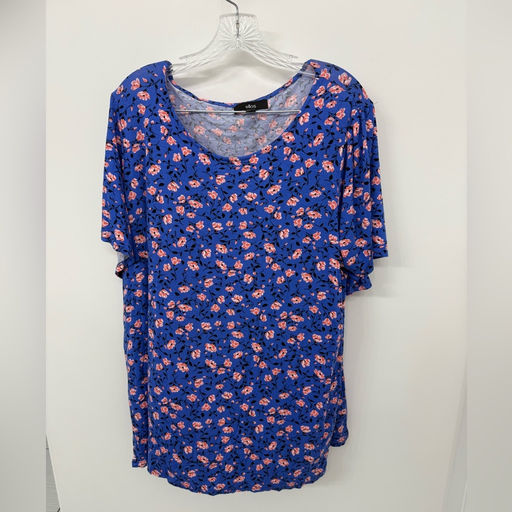 Ellos Blue and Pink Floral Women's Tee